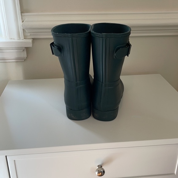 Hunter Refined Slim Short Rainboot - Picture 5 of 10